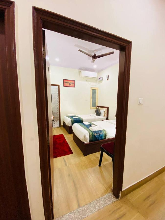 The Century Plaza Hotel Varanasi Eksteriør bilde