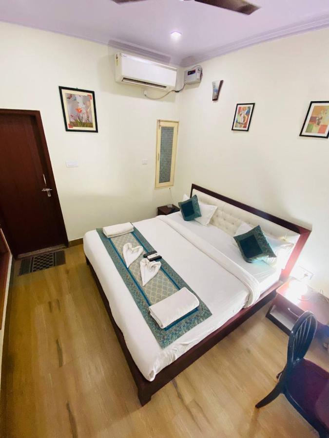 The Century Plaza Hotel Varanasi Eksteriør bilde